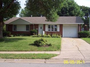 13455 Oak St, Omaha, NE 68144