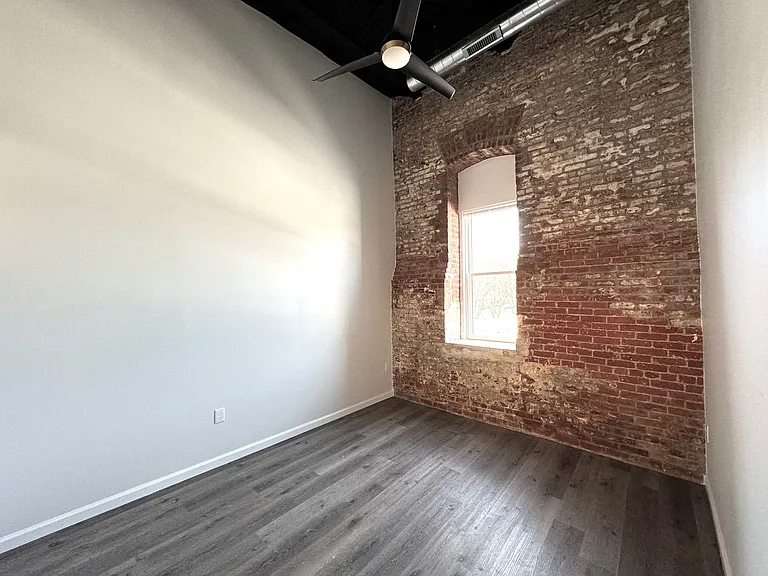 810 Monocacy St #405 — Photo 22