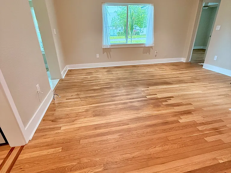 238 N Main St — Photo 16