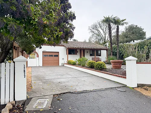 17677 Sunset Way Photo 1