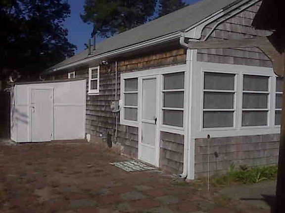 enclosed sunroom windows