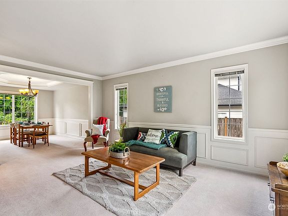 5th image of 16830 Spruce Way
