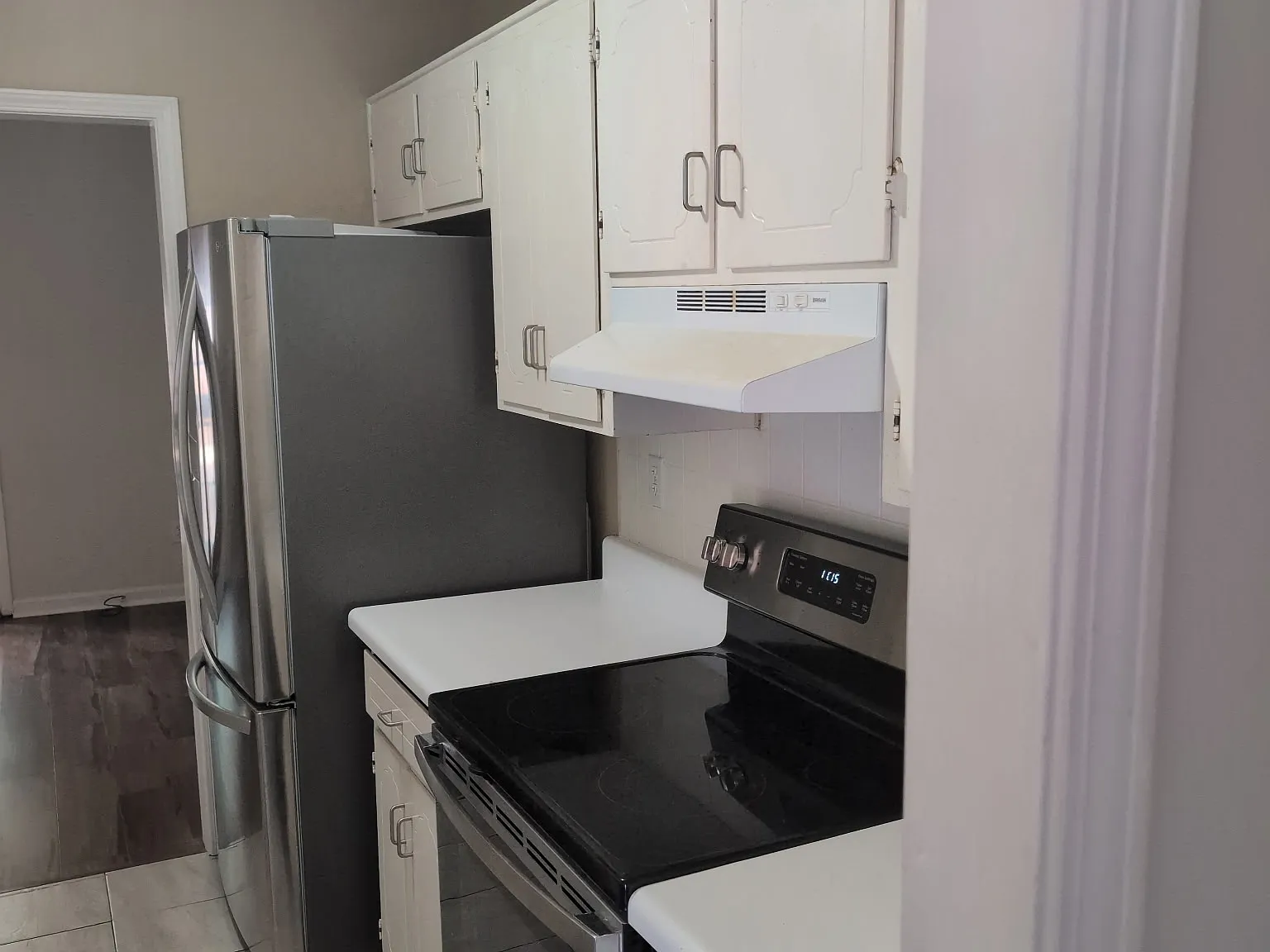 2 bed, 1.5 bath, 1171 sqft, $1,450 — Photo 4