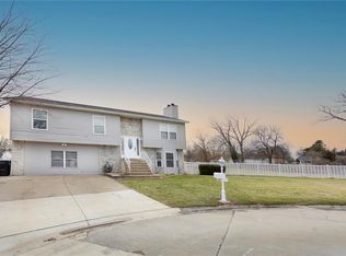 5102 Stacey Dr, Granite City, IL 62040