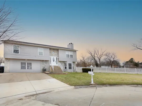 5102 Stacey Dr, Granite City, IL 62040