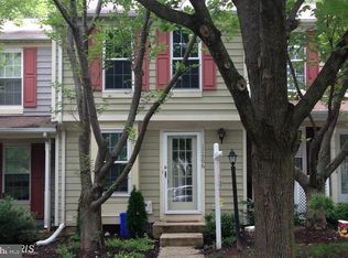11906 Fieldthorn Ct, Reston, VA 20194