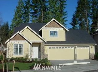 22714 SE 263rd St, Maple Valley, WA 98038