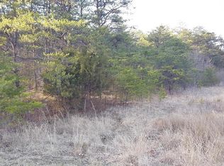 7194 Valley Rd, Berkeley Springs, WV 25411