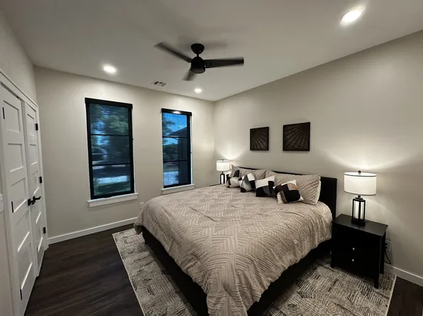 1 E 26th Pl #1, Tulsa, OK 74114