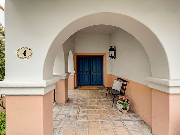 2nd image of 4 Via La Cima