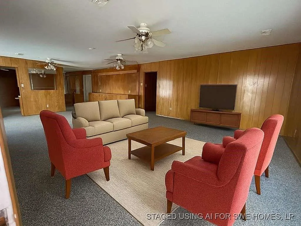 3 bed, 2.0 bath, 2228 sqft, $1,499 — Photo 2