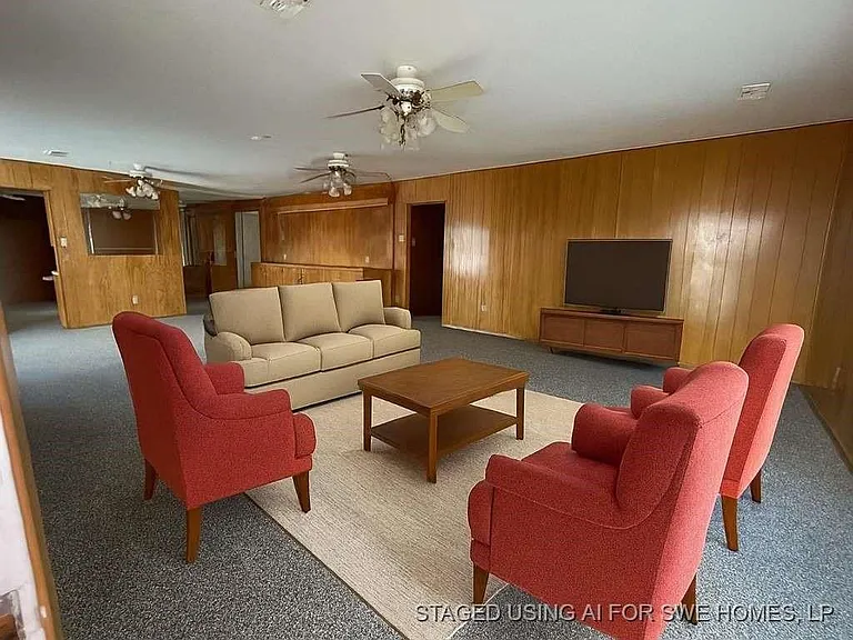 605 S Main St #25 — Photo 2