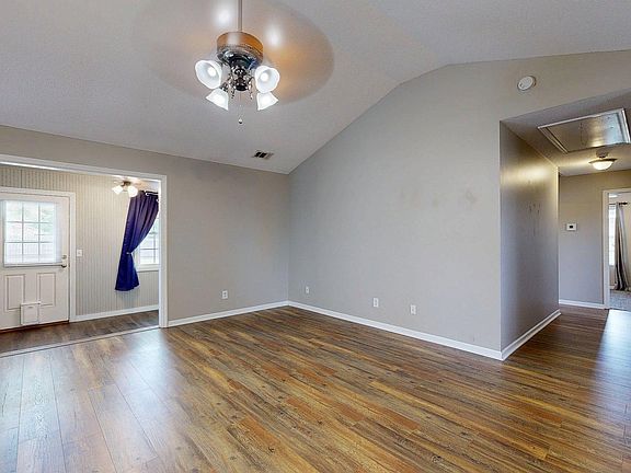 4th image of 8003 Ponderosa Pine Ave