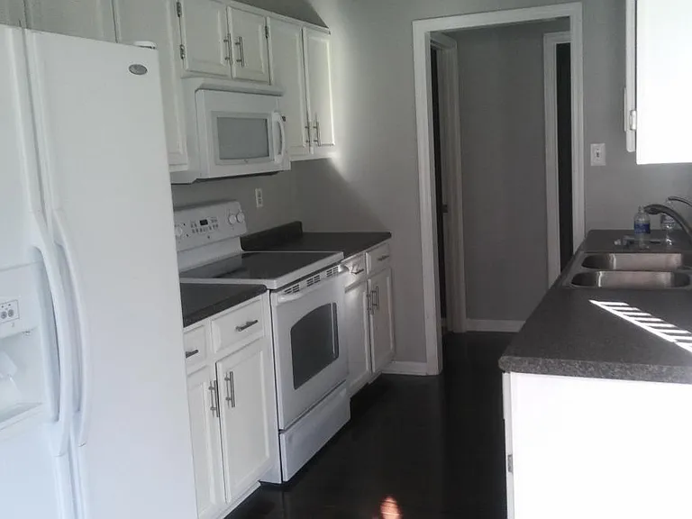 5812 Tennyson Dr — Photo 3