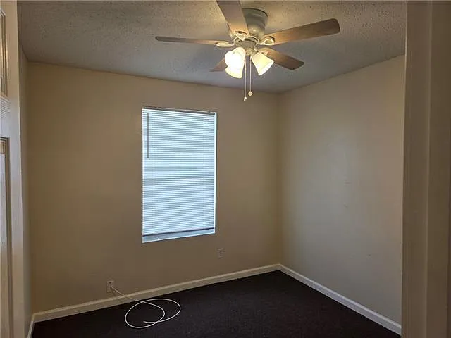 4020 Sullen Pl — Photo 10