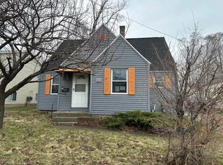 34 36th St SW, Wyoming, MI
