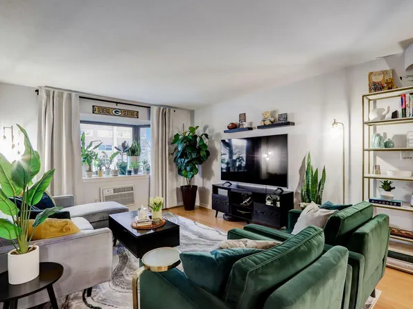 1108 North Milwaukee STREET #258, Milwaukee, WI 53202