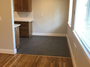 1603 SE Taggart St #4, Portland, OR