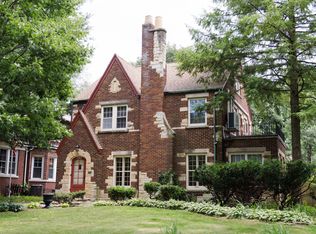 1068 S Wildwood Ave, Kankakee, IL 60901