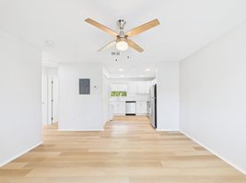 Iris Flats Melbourne