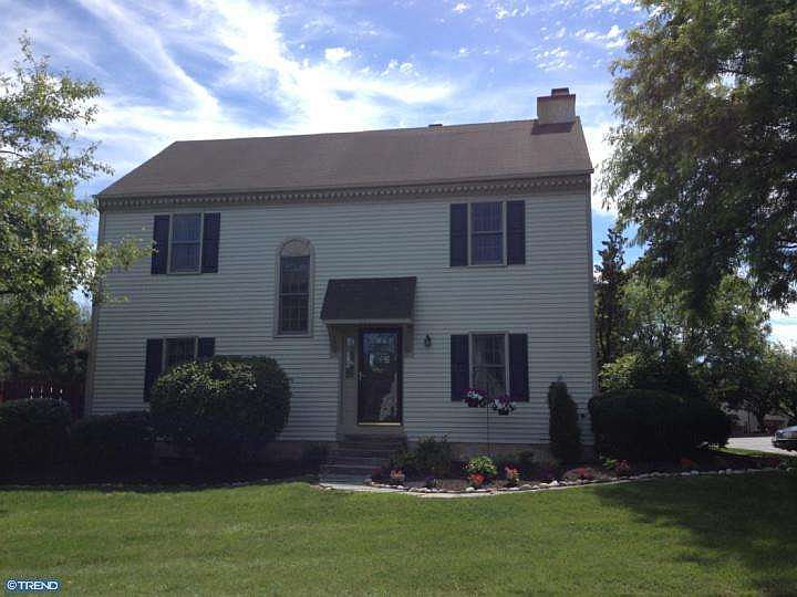 1st image of 601 Shippen Dr
