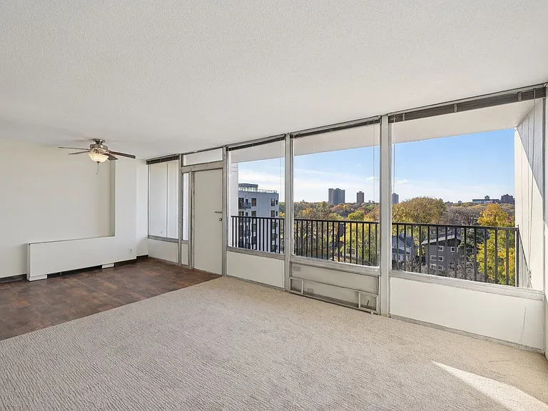 Thornton Place Apartments — Photo 16