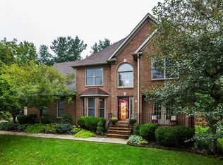 704 Maple Ridge Ln, Lexington, KY 40509