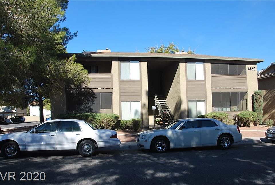 1st image of 4550 Carriage Park Dr