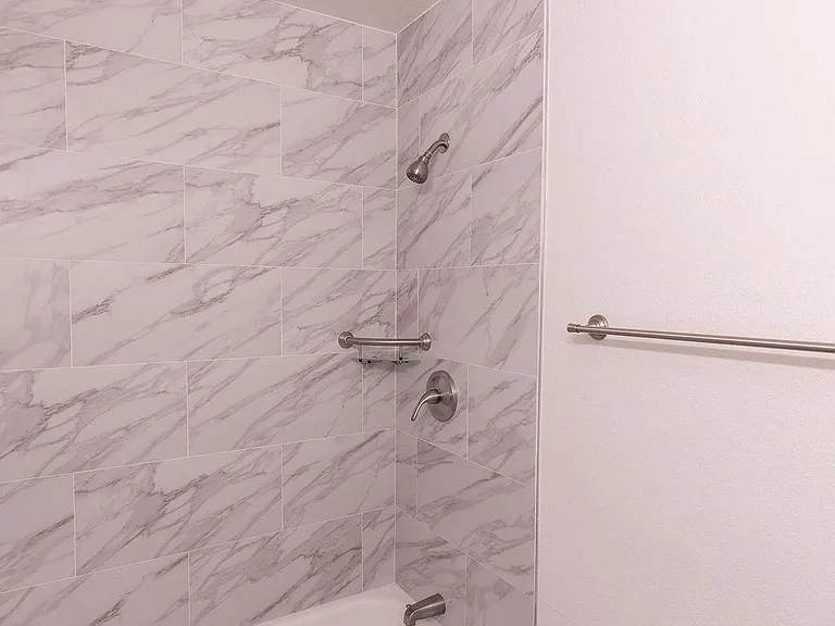 810 N Fairview St — Photo 14