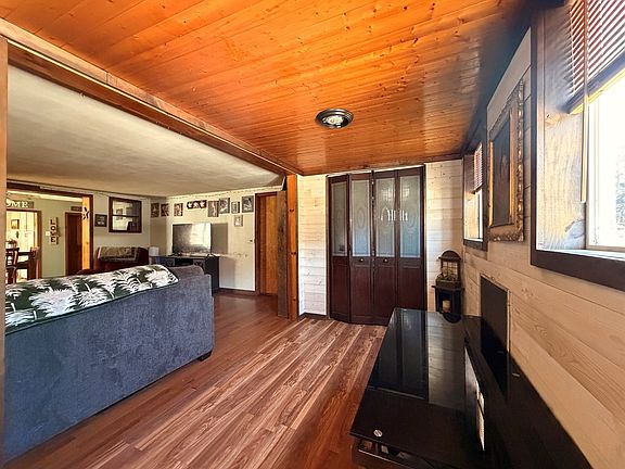 4th image of 211 N Williamson Rd