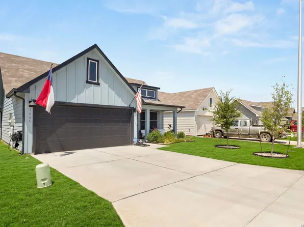 1666 Ruben Dr, New Braunfels, TX 78130