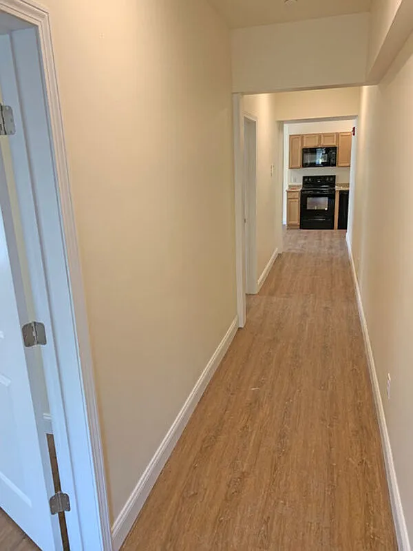 2 bed, 1.0 bath, $2,340 — Photo 2