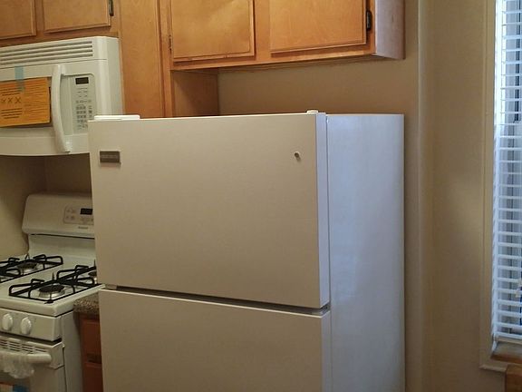 4th image of 6767 Burns St APT 2T