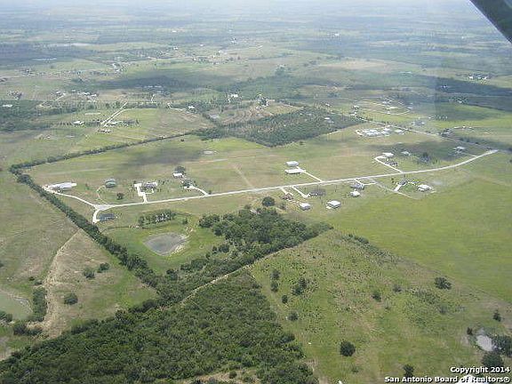 5th image of 319 Texas Heritage Dr