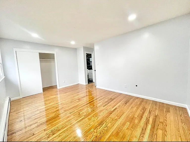 13 Silver St #2 — Photo 3
