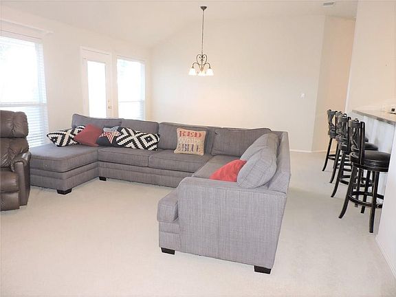 4th image of 6521 Sierra Madre Dr