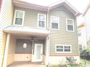 1304 Dancing Fox Rd, Decatur, GA 30032