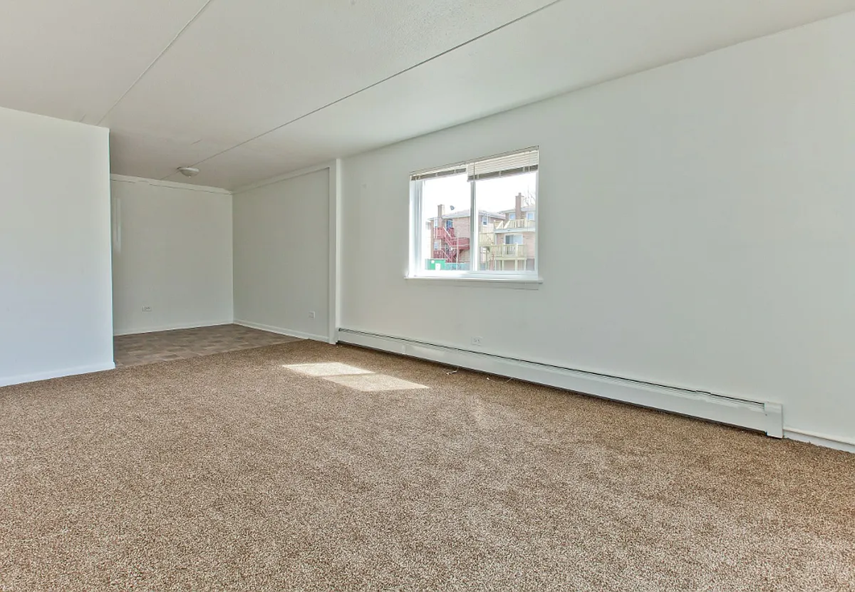 Building Photo - 10 W 137th St