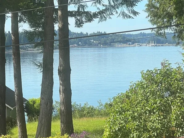 8736 SE John Street, Port Orchard, WA 98366