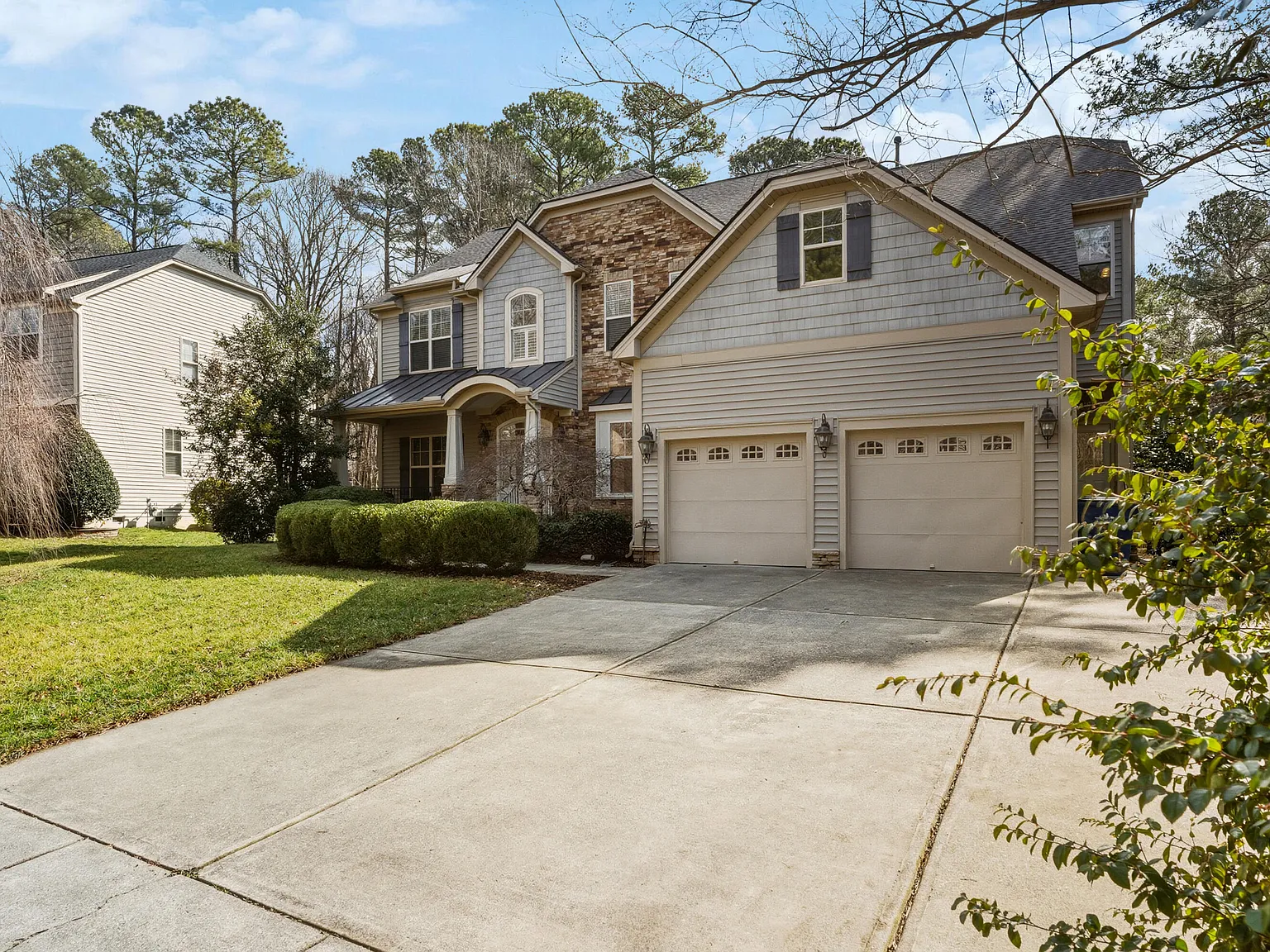 5 bed, 4.0 bath, 4300 sqft, $3,500 — Photo 3