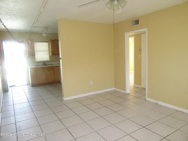 415 Harrison Ave #4 — Photo 8
