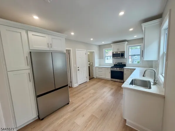 35 Claremont Ave #2, Montclair, NJ 07042