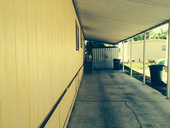 2nd image of 2700 E Valley Pkwy Space 119