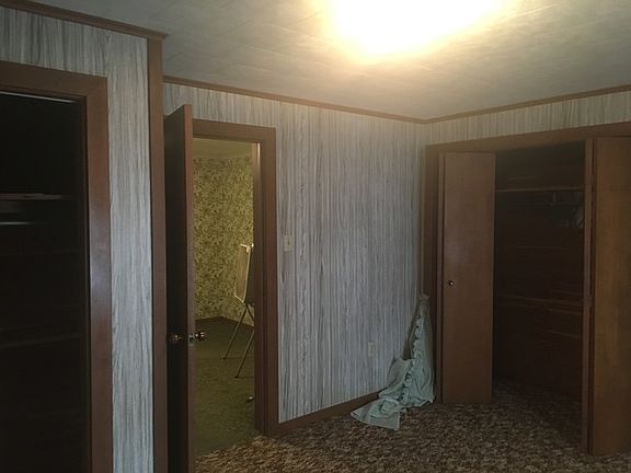 5th image of 506 S 5th Ave