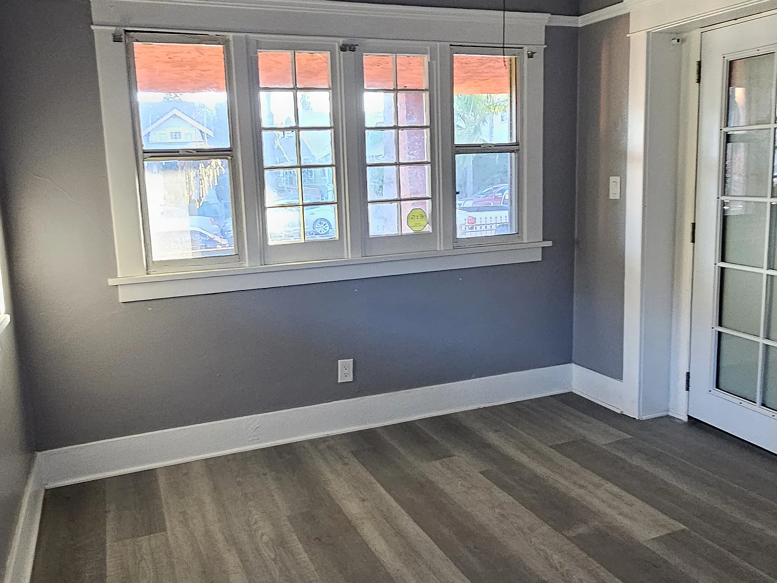 3 bed, 1253 sqft, $3,350 — Photo 2