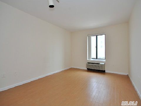 5th image of 100 West Broadway