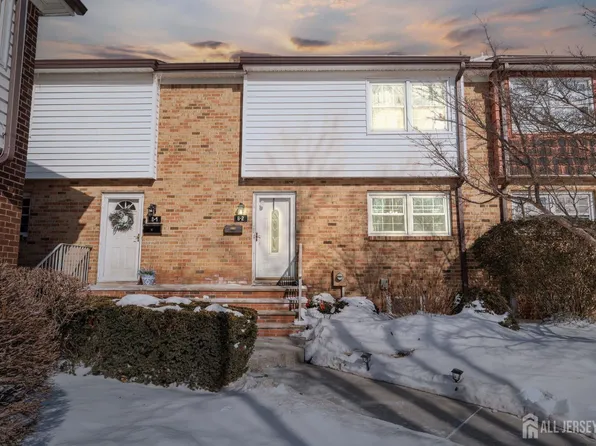 8 Cardinal Ln APT 2, Hillsborough, NJ 08844