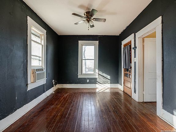 3rd image of 2510 SCHLEY AVE