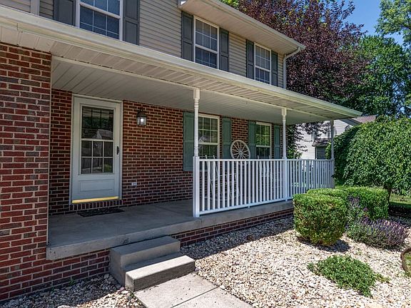 2nd image of 1761 Heritage Woods Dr