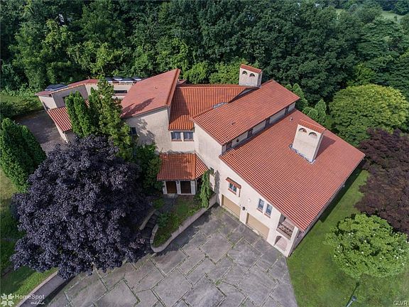 2nd image of 4035 Cedar Dr